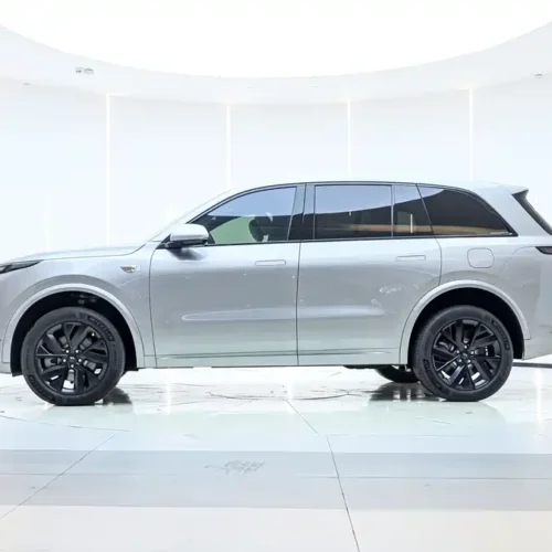 900x675_0_q87_c42_autohomecar__ChxpV2k7iBSAVjF0AASUDED9Xh8228.jpg.webp Used Li Auto L8 2023 Pro