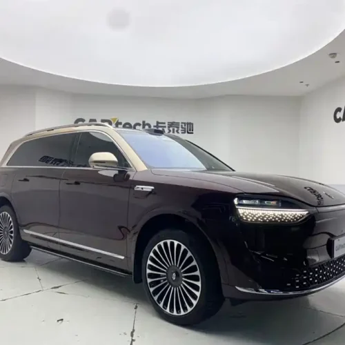 Used AITO M9 2025 extended range Ultra version 52kWh 6-seater version