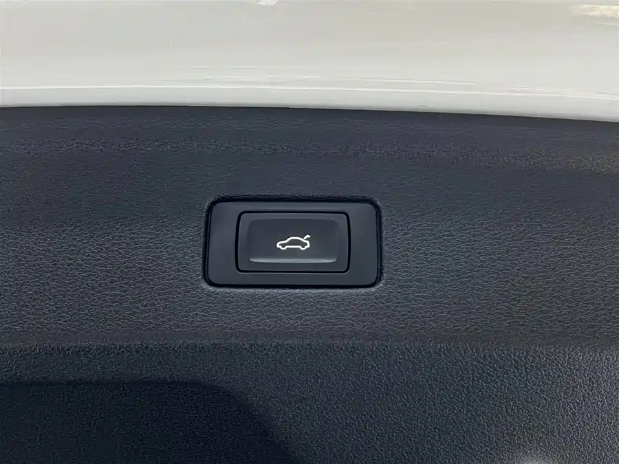 900x675_0_q87_c42_autohomecar__ChxpV2k80RSAXuPHAAIzcqYnVPo856.jpg.webp Used Audi A5 (Imported) 2021 Sportback 40 TFSI Fashionable and Elegant