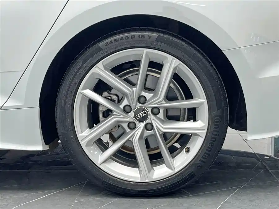 900x675_0_q87_c42_autohomecar__ChxpV2k80RWAGYwkAAHZBZNRntY318.jpg.webp Used Audi A5 (Imported) 2021 Sportback 40 TFSI Fashionable and Elegant