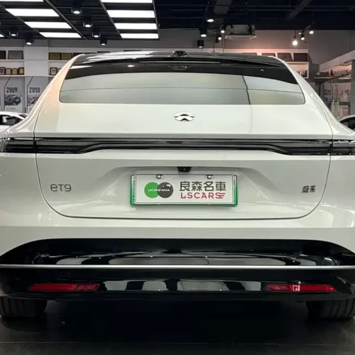 900x675_0_q87_c42_autohomecar__ChxpV2k82RWAFHnOAAhx1uZpwak812.jpg.webp Used NIO ET9 2025 model 102kWh