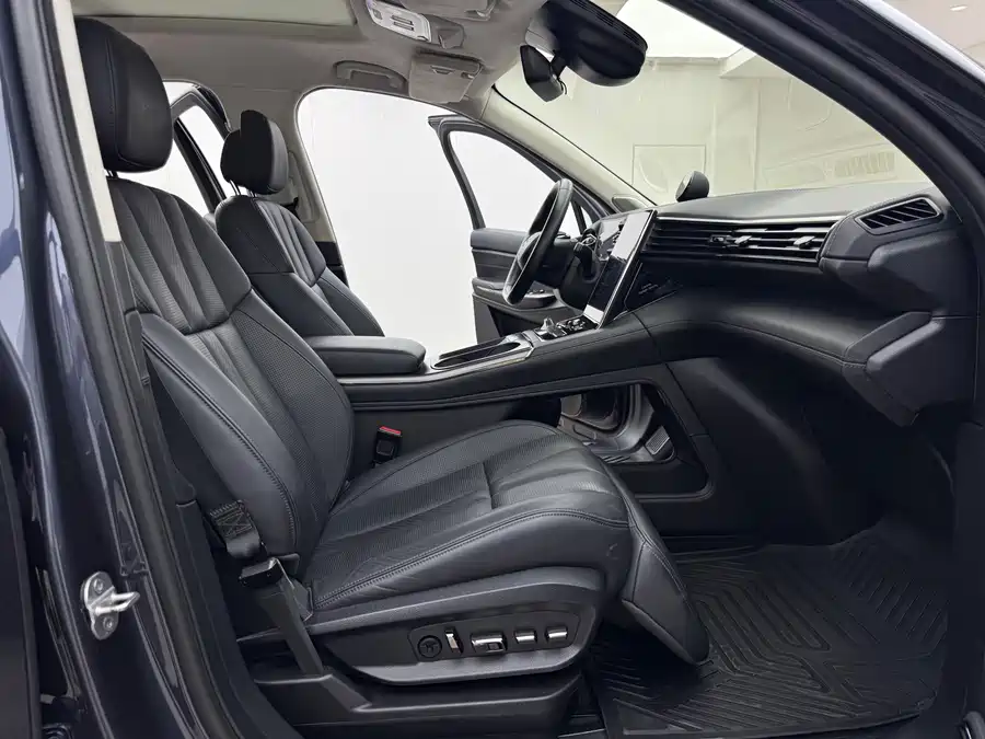 900x675_0_q87_c42_autohomecar__ChxpV2k8RHiASrvhAAf5VTgYFBY436.jpg.webp Used NIO ES8 2020 415KM Signature Edition Seven-Seater Edition