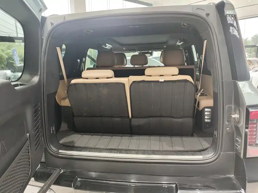 900x675_0_q87_c42_autohomecar__ChxpV2kDCHaAcS6NAAbE5dnPi60763.jpg.webp Used BYD Leopard 8 2025 Zhiyong flagship version 7 seats