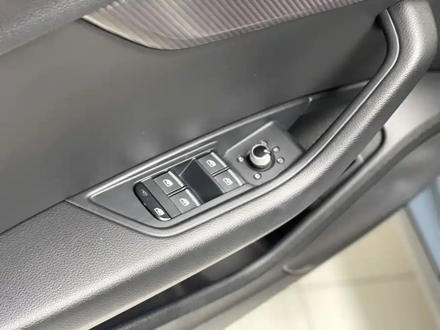 Used Audi A4L 2022 40 TFSI quattro RS kit combustion speed type