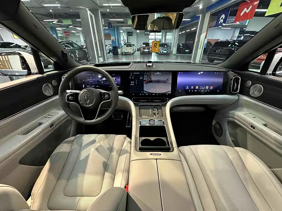 900x675_0_q87_c42_autohomecar__ChxpV2kG6feARVANAAoyBm67ChE951.jpg.webp Used AITO M9 2024 extended range Ultra version 42kWh 6-seater version