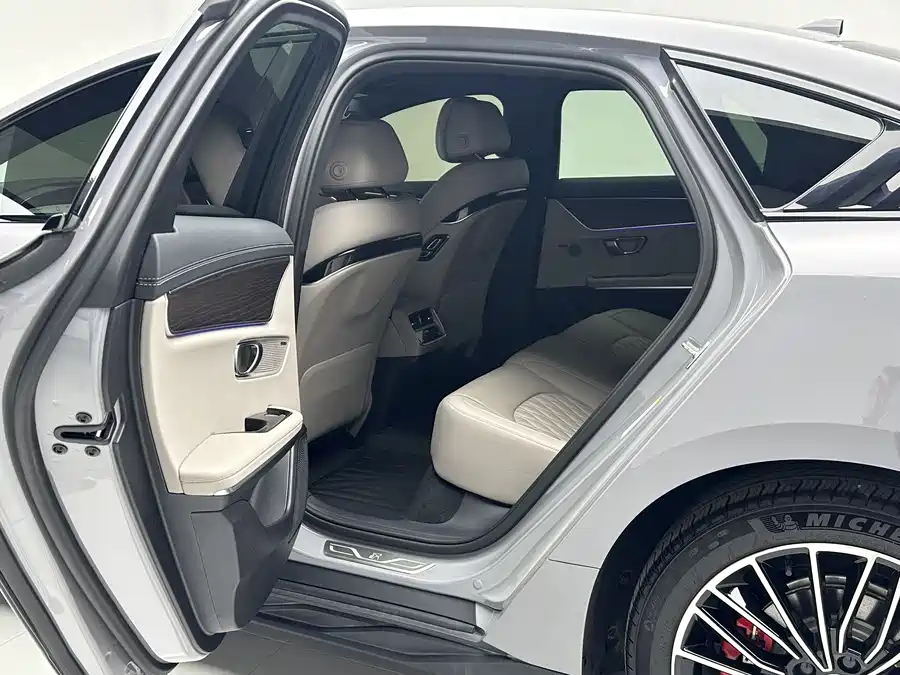 Used BYD Han 2025 EV smart driving version 701KM lidar flagship model