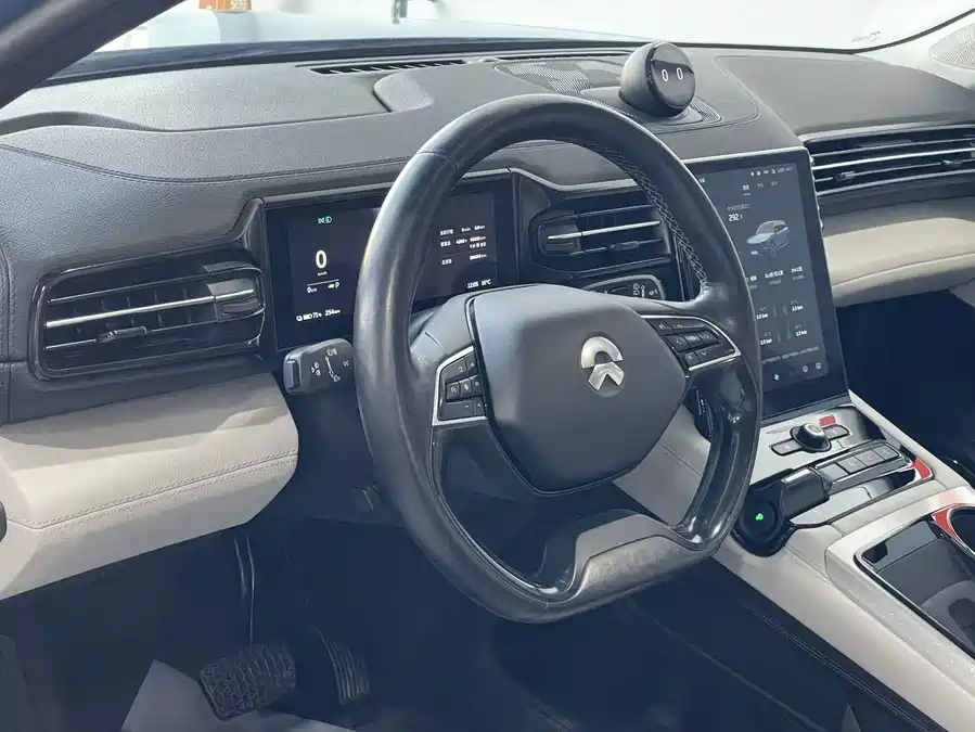 900x675_0_q87_c42_autohomecar__ChxpV2kJmhuAZjF1AAOLDFLONe8532.jpg.webp Used NIO ES8 2018 model 355KM baseline version seven-seater version