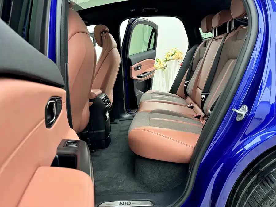 900x675_0_q87_c42_autohomecar__ChxpV2kMH3iAU6fRAAhiF9goLBQ563.jpg.webp Used NIO EC6 2020 475KM Performance Edition