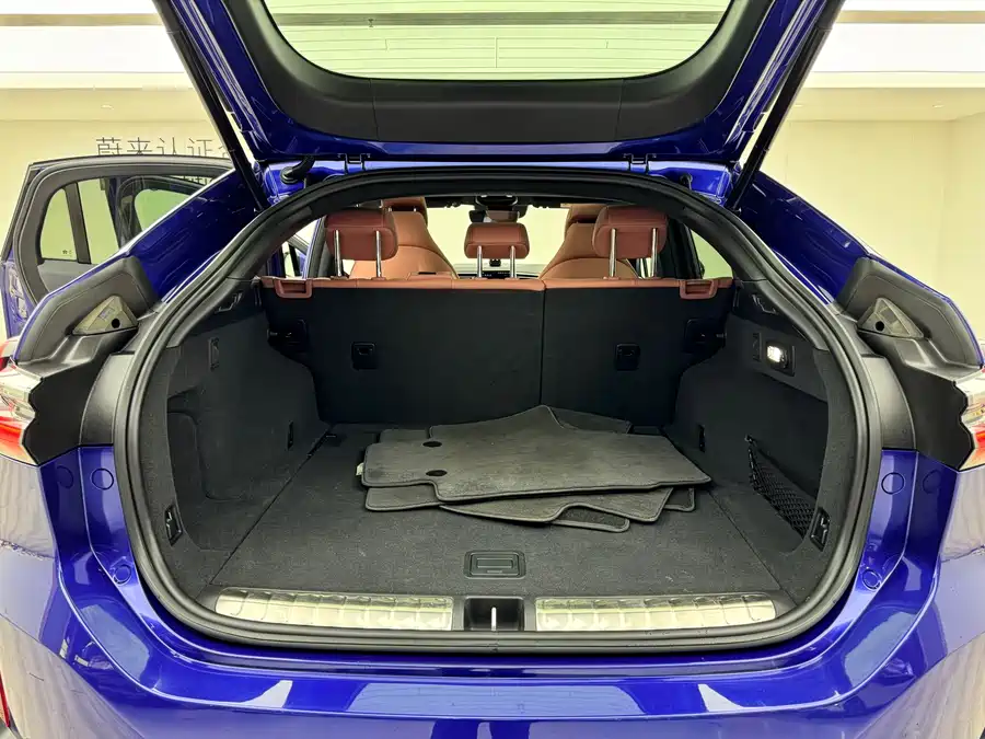 900x675_0_q87_c42_autohomecar__ChxpV2kMH3uAc7EVAAo6FoJv6HI219.jpg.webp Used NIO EC6 2020 475KM Performance Edition