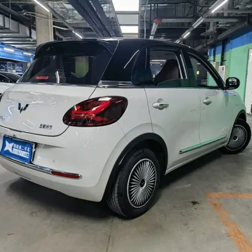 900x675_0_q87_c42_autohomecar__ChxpV2kMKDqAKserAAZrQDson_8484.jpg.webp Used Wuling Bingo 2024 model 333km Yuexiang model