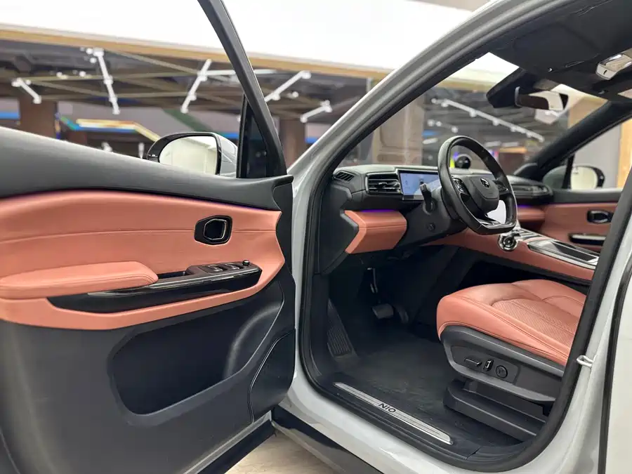 900x675_0_q87_c42_autohomecar__ChxpV2kNwO-AJ_1UAAc07mqhxPQ847.jpg.webp Used NIO EC6 2020 615KM Performance Edition