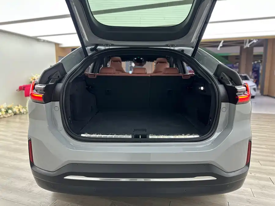 900x675_0_q87_c42_autohomecar__ChxpV2kNwPqAQWmUAAZplSN-7pU680.jpg.webp Used NIO EC6 2020 615KM Performance Edition