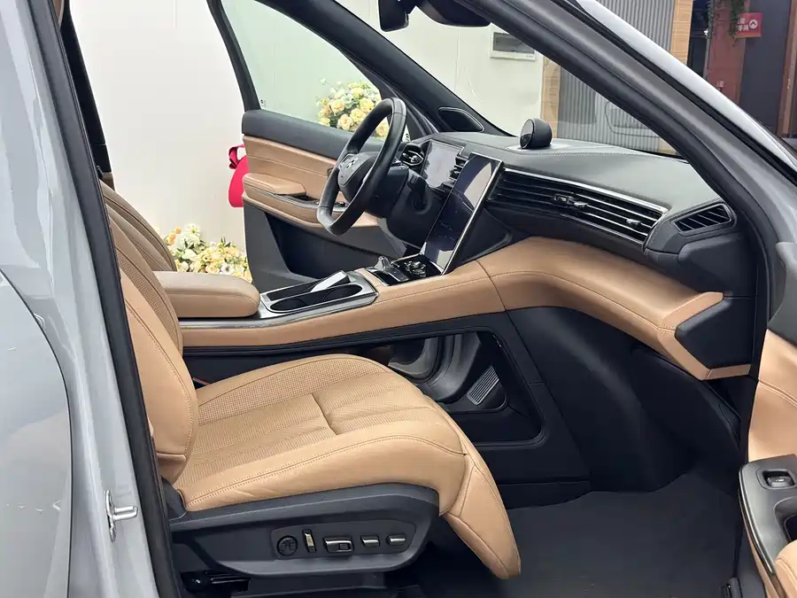 900x675_0_q87_c42_autohomecar__ChxpV2kQB22AZTZ1AAjIBbZu7cc117.jpg.webp Used NIO ES8 2020 450KM seven-seater version