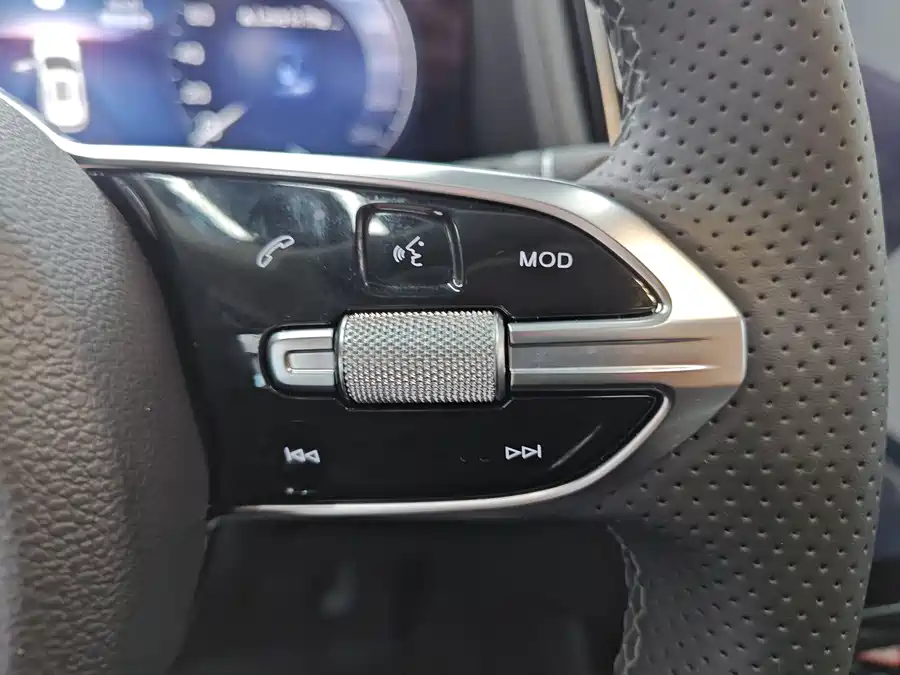 Used Hongqi HS3 PHEV 2025 model 117km Jinwei PLUS version