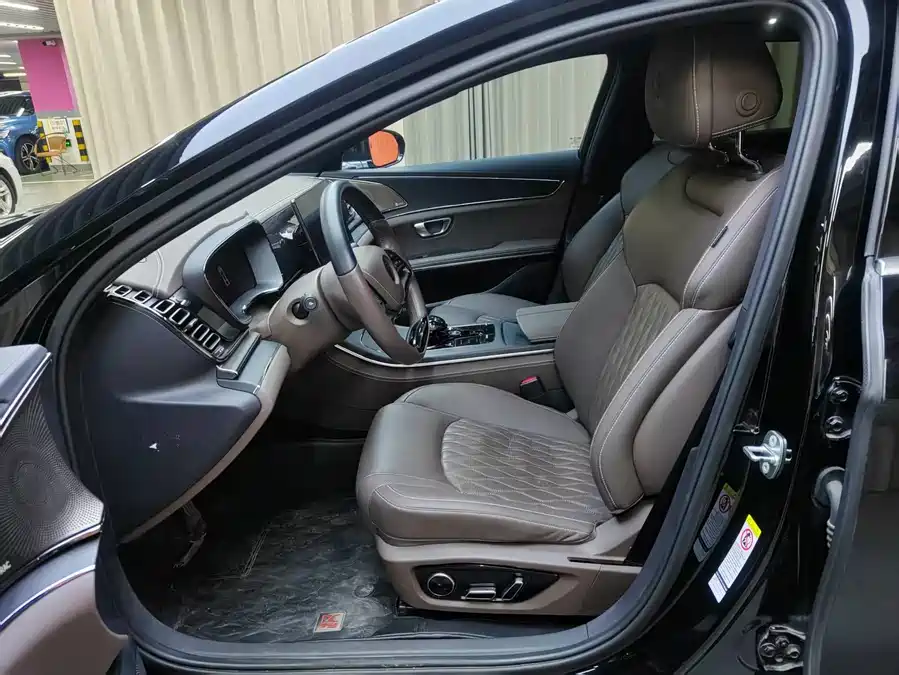 900x675_0_q87_c42_autohomecar__ChxpV2kRnVGAHmbNAAOAnOsJPeg795.jpg.webp Used BYD Han 2020 EV ultra-long endurance version premium model