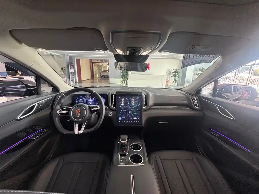 900x675_0_q87_c42_autohomecar__ChxpV2kUMg6AVGDUAArgNZzPOrI811.jpg.webp Used Hongqi HS3 PHEV 2024 115km Jinwei Edition