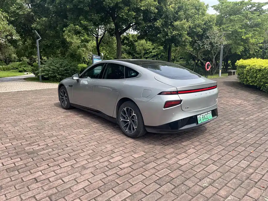 900x675_0_q87_c42_autohomecar__ChxpV2kVjVmAItzoABGYF2B2iAA627.jpg.webp Used Xpeng P7 2022 model 625E