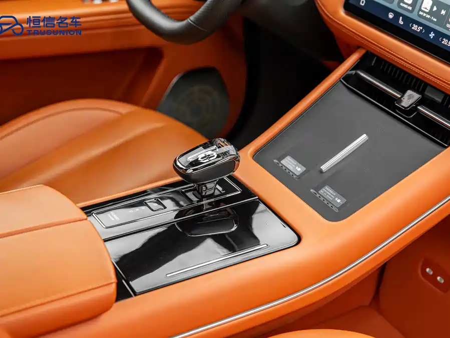 900x675_0_q87_c42_autohomecar__ChxpV2kWyu-ANN-EAAP4MSYCZeo724.jpg.webp Used HUAWEI AITO M7 2024 1.5T Intelligent Driving Four-wheel Drive Ultra Version 5 Seats