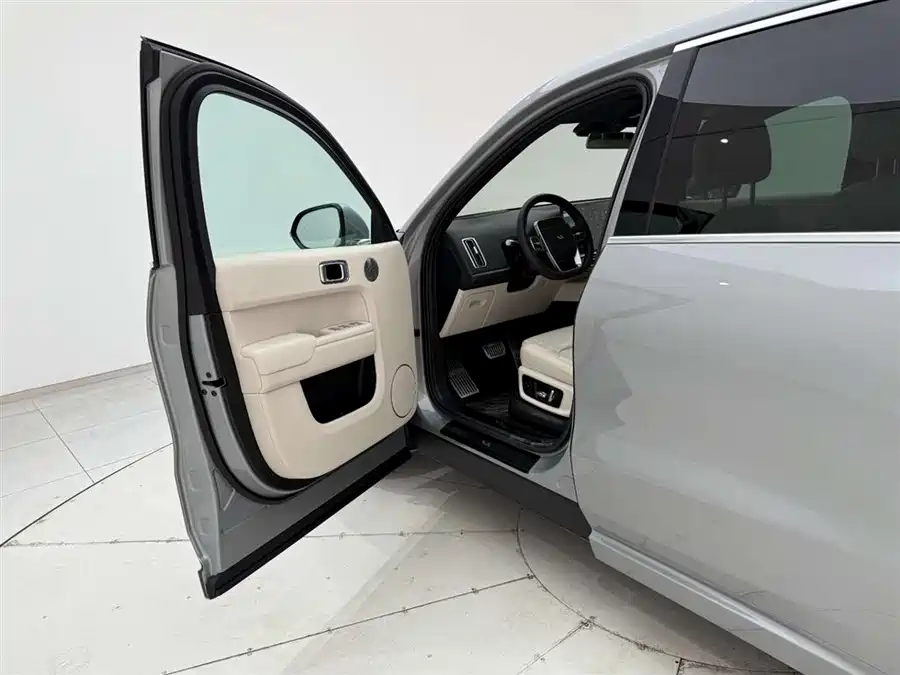 Used Li Auto L9 2024 Pro