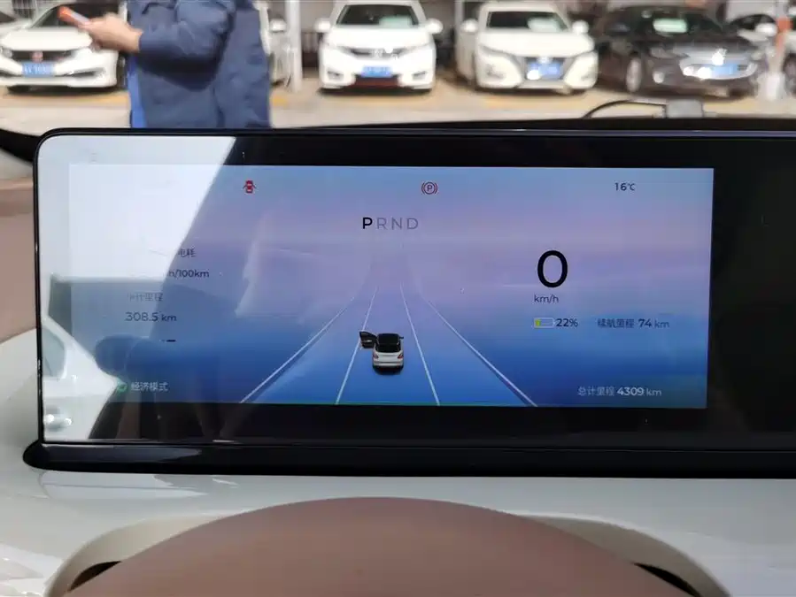 900x675_0_q87_c42_autohomecar__ChxpV2k_ZwOAAfuWAAEgetCzn8w938.jpg.webp Used Wuling Bingo 2025 model 333km Lingxi exclusive model