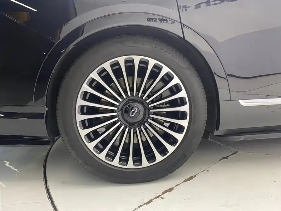 900x675_0_q87_c42_autohomecar__ChxpV2k_hI2ANYmYAAGn0A3lUas354.jpg.webp Used AITO M9 2025 extended range Max version 52kWh 6-seater version