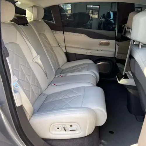 900x675_0_q87_c42_autohomecar__ChxpV2k_w0CARmChAAdyah76oUU449.jpg.webp Used NIO ET7 2024 100kWh Executive Signature Edition