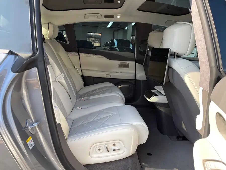 900x675_0_q87_c42_autohomecar__ChxpV2k_w0CAauueAAc_JSE9HfQ041.jpg.webp Used NIO ET7 2024 100kWh Executive Signature Edition