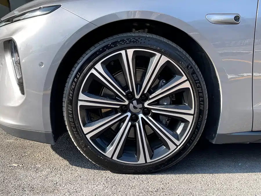 900x675_0_q87_c42_autohomecar__ChxpV2k_wzCAG0ZSAAwStj3oOrM674.jpg.webp Used NIO ET7 2024 100kWh Executive Signature Edition