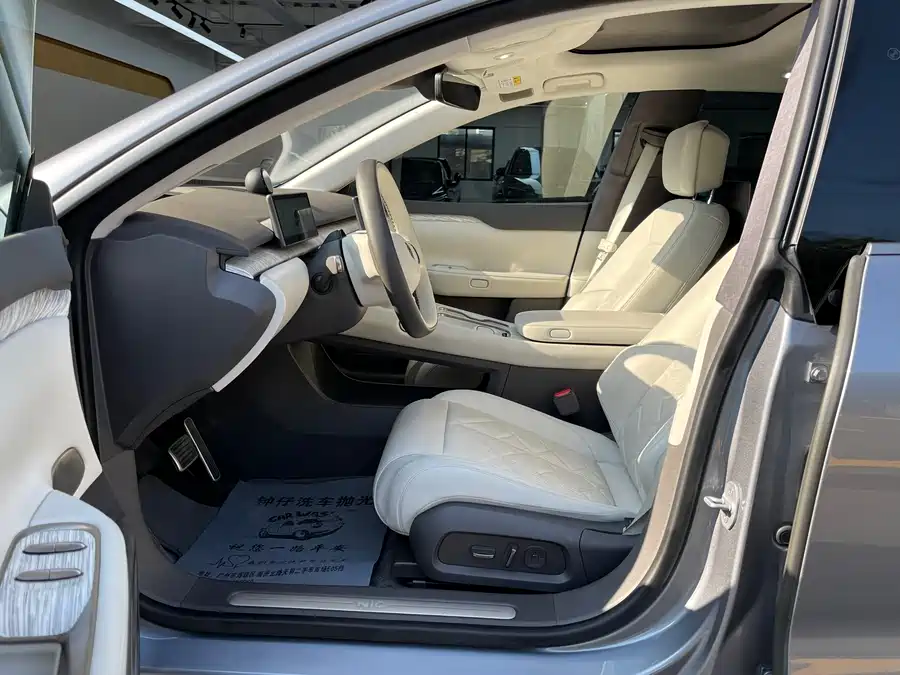 900x675_0_q87_c42_autohomecar__ChxpV2k_wzqAastfAAfe1MUT7Wc229.jpg.webp Used NIO ET7 2024 100kWh Executive Signature Edition