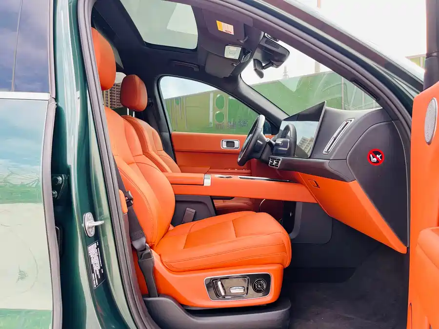 900x675_0_q87_c42_autohomecar__ChxpV2ka9-yAVYFVAAUdk2sfe1A110.jpg.webp Used Li Auto L9 2023 Pro