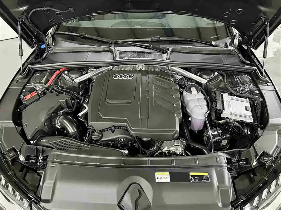 Used Audi A4L 2024 40 TFSI luxury and dynamic model