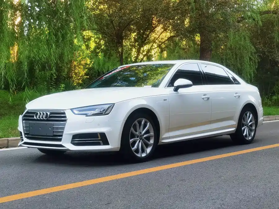 Used Audi A4L 2018 30th Anniversary Model 40 TFSI Fashion Model