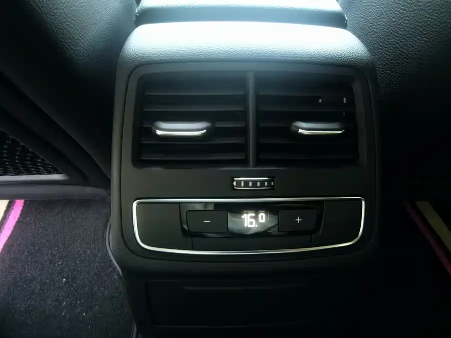 Used Audi A4L 2018 30th Anniversary Model 40 TFSI Fashion Model