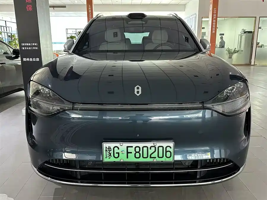 Used AITO M9 2024 extended range Ultra version 42kWh 6-seater version