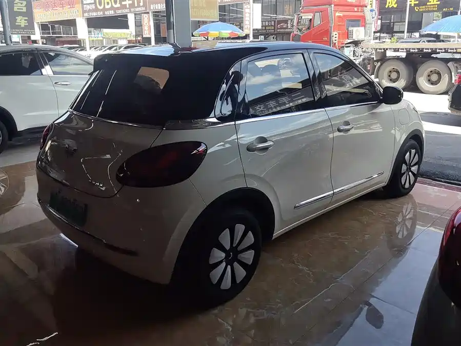 Used Wuling Bingo 2025 model 333km Lingxi Internet model