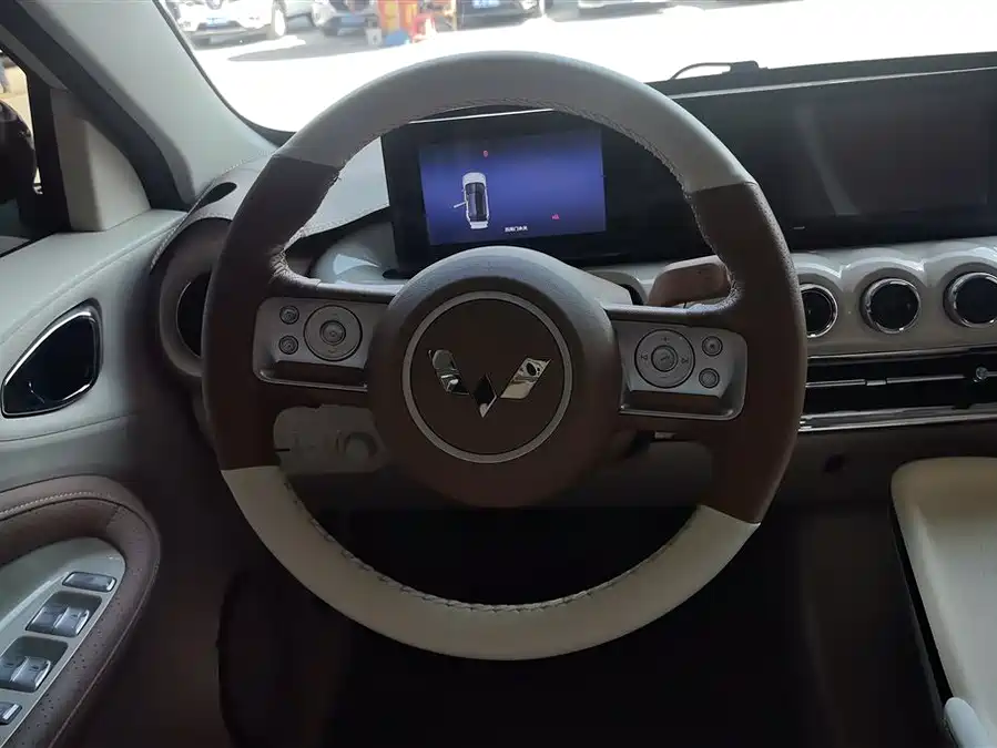 Used Wuling Bingo 2025 model 333km Lingxi Internet model