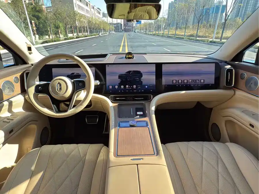 Used AITO M9 2024 extended range Ultra version 52kWh 6-seater version