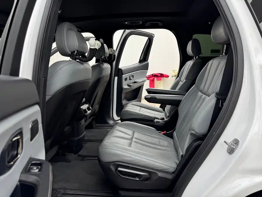 900x675_0_q87_c42_autohomecar__ChxpV2kieduAF-2dAAbp2H5t9BA862.jpg.webp Used NIO ES8 2020 415KM Signature Edition Six-Seater Edition