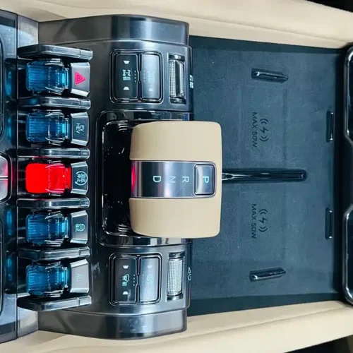 900x675_0_q87_c42_autohomecar__ChxpV2kiq02AZ3AxAAoR-IyMQOo364.jpg.webp Used BYD Leopard 8 2025 Zhiyong flagship version 6 seats