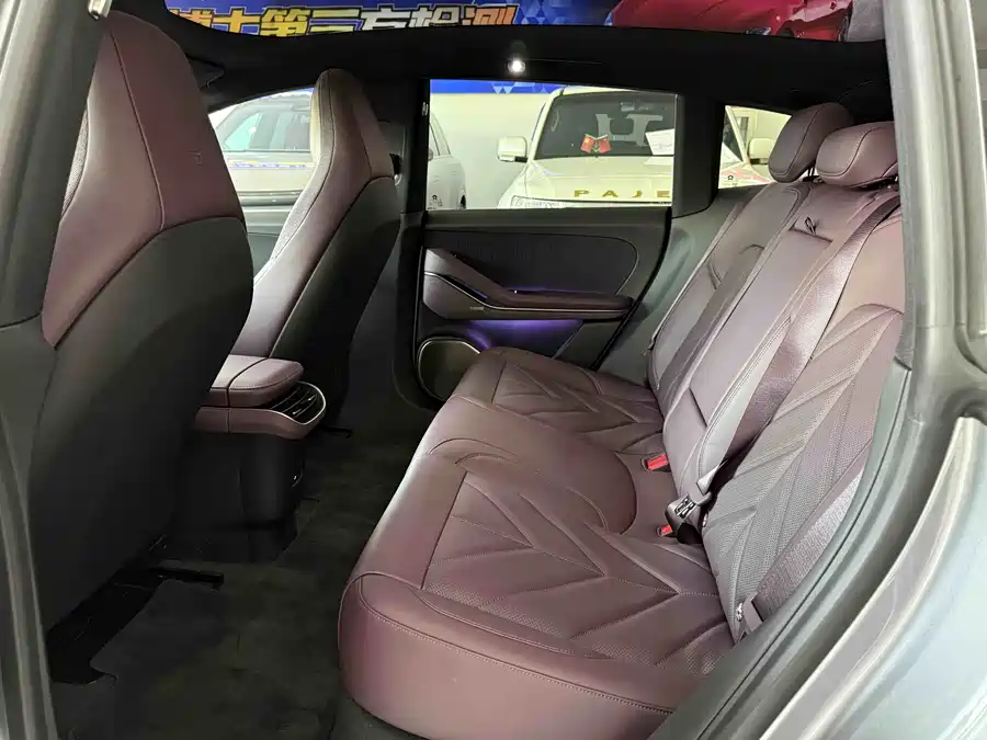 900x675_0_q87_c42_autohomecar__ChxpV2kkV8CAEz8hAATPFzLhtcQ931.jpg.webp Used NIO ET5T 2025 75kWh Touring