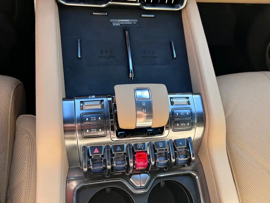 Used BYD Leopard 8 2025 Zhiyong flagship version 7 seats