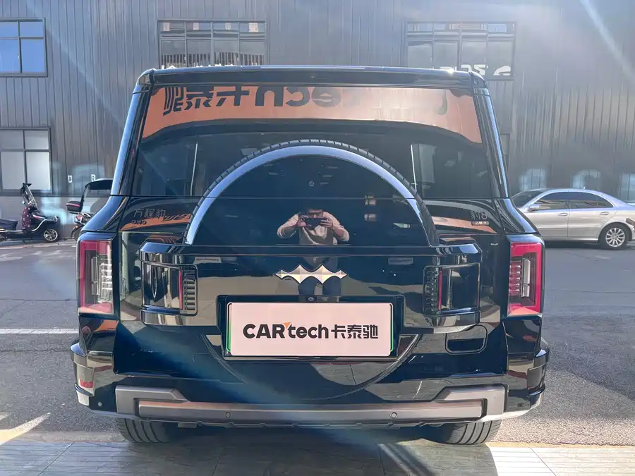 Used BYD Leopard 8 2025 Zhiyong flagship version 7 seats