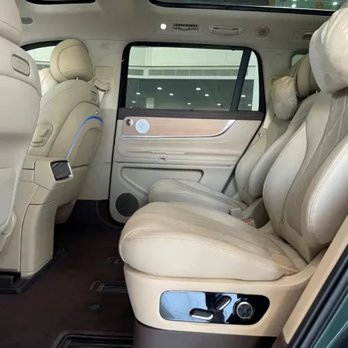 900x675_0_q87_c42_autohomecar__ChxpV2kmms2ABjyJAAkF8k8ykiI955.jpg.webp Used AITO M9 2024 extended range Max version 42kWh 6-seater version