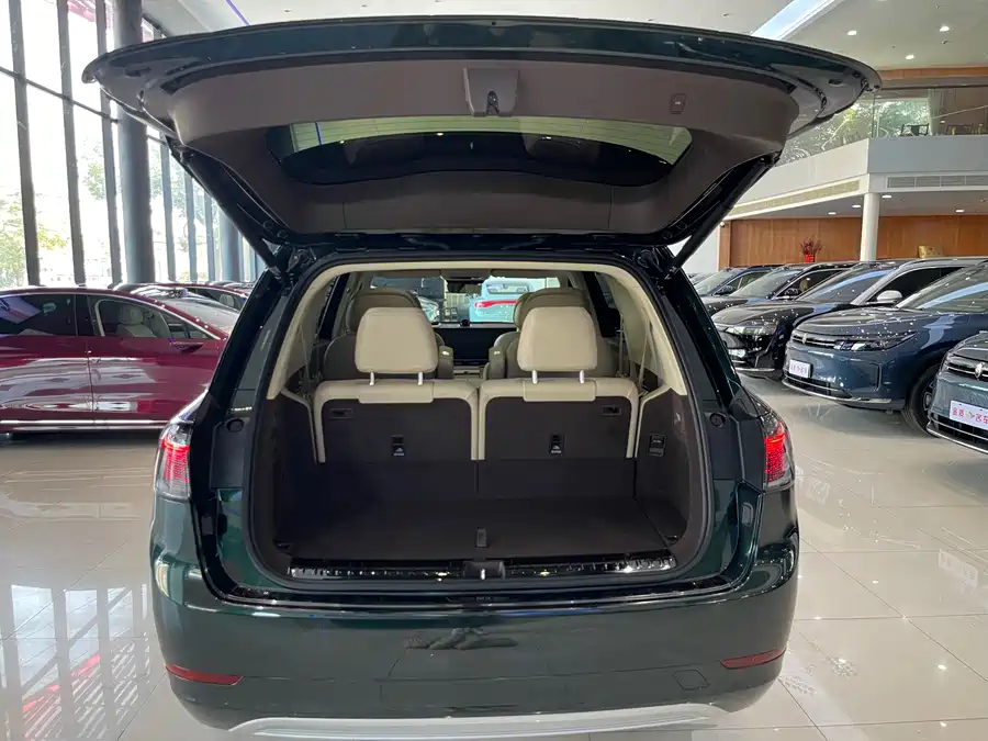 900x675_0_q87_c42_autohomecar__ChxpV2kmmtyAKQ5oAAi2ZGWy3Lc642.jpg.webp Used AITO M9 2024 extended range Max version 42kWh 6-seater version