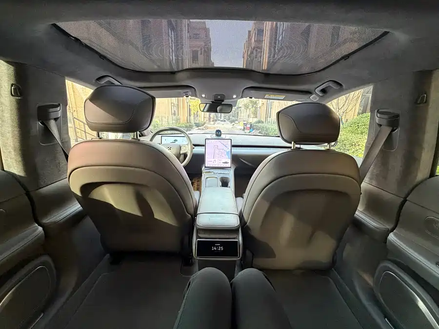 900x675_0_q87_c42_autohomecar__ChxpV2kmrnKAd3wkAAq4O_v1IuQ484.jpg.webp Used NIO ET7 2022 model 100kWh first edition