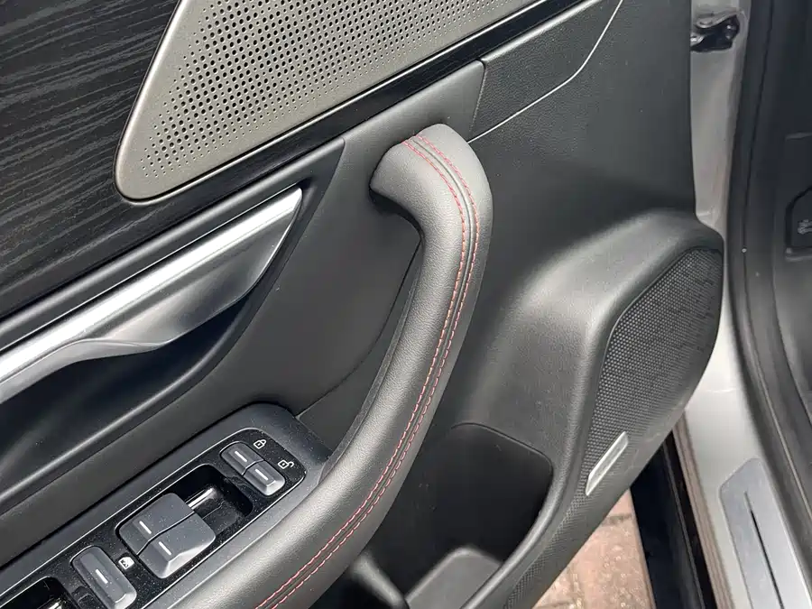 900x675_0_q87_c42_autohomecar__ChxpV2kmt5SAE_bMAAvcIZfAOcA803.jpg.webp Used Xpeng P7 2023 586E