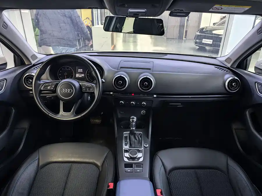 Used Audi A3 2020 Limousine 35 TFSI Fashion Type National V