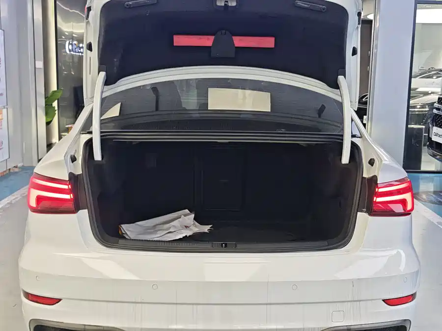 Used Audi A3 2020 Limousine 35 TFSI Fashion Type National V