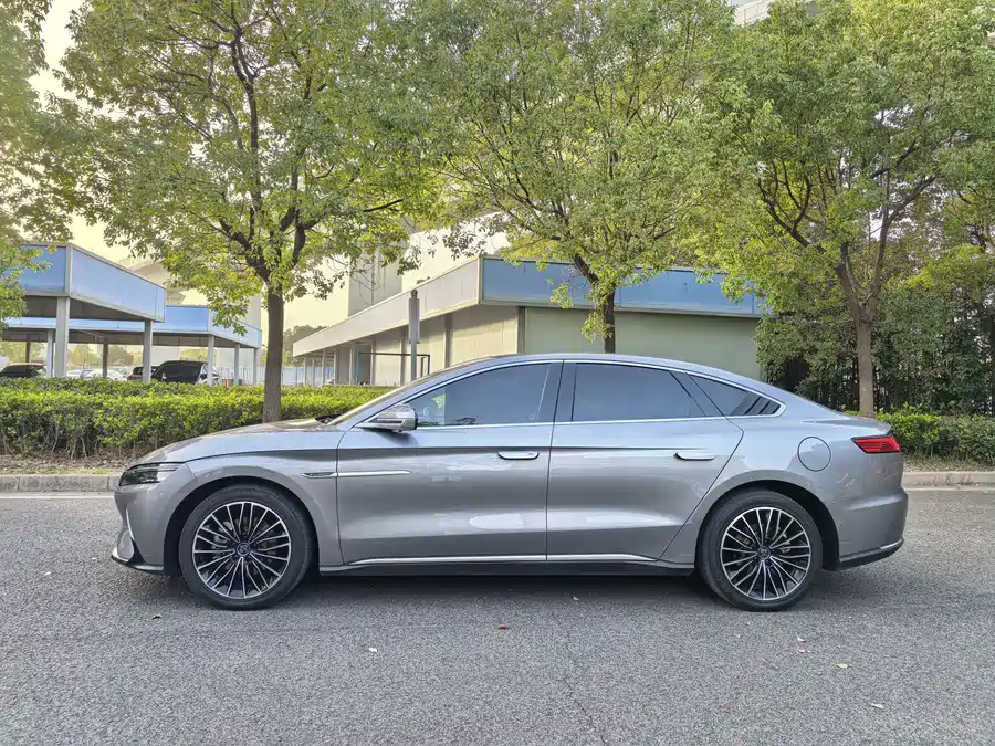 Used BYD Han 2021 EV standard range version luxury model
