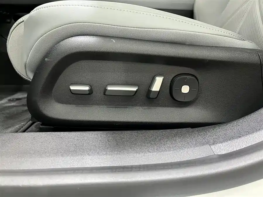 Used NIO ET5T 2025 75kWh Touring